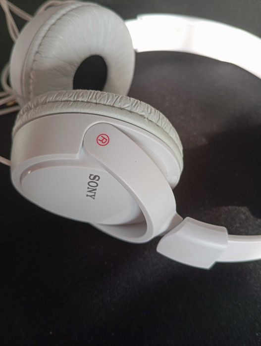 Słuchawki SONY białe