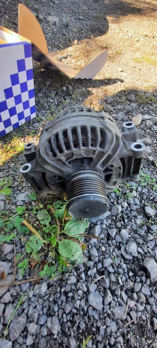 Генератор W211 mersedes,1.8compresor