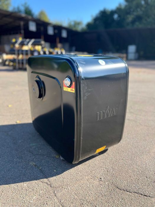 Гідробаки HYVA  на тягачі та спецтехніку різних розмірів в наявності