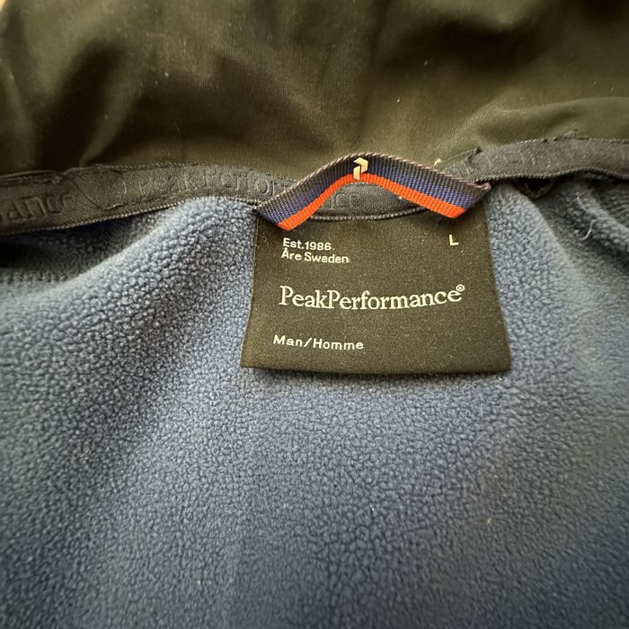 Фліска чоловіча peak performance