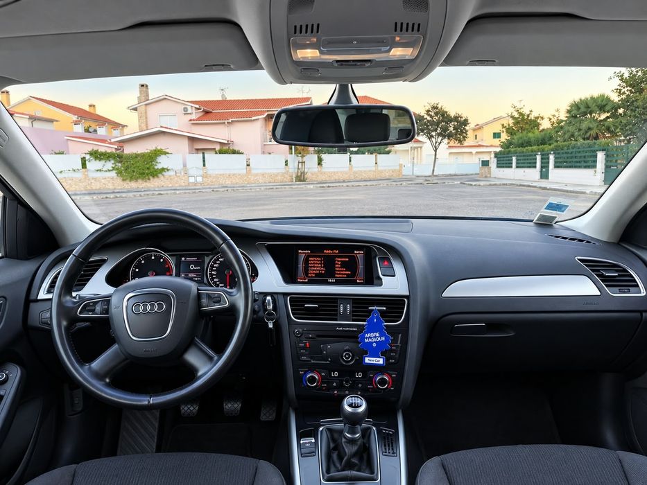 Audi A4 Avant 2.0tdi 143cv 2011 aceito retoma