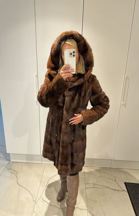 Італійська норкова шуба