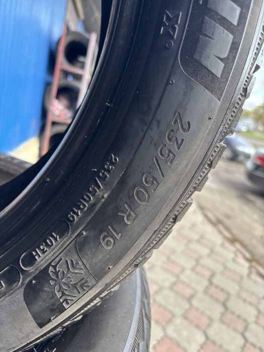 235/50/19 Michelin 6.5mm 17_20год Зима топ состояние!)