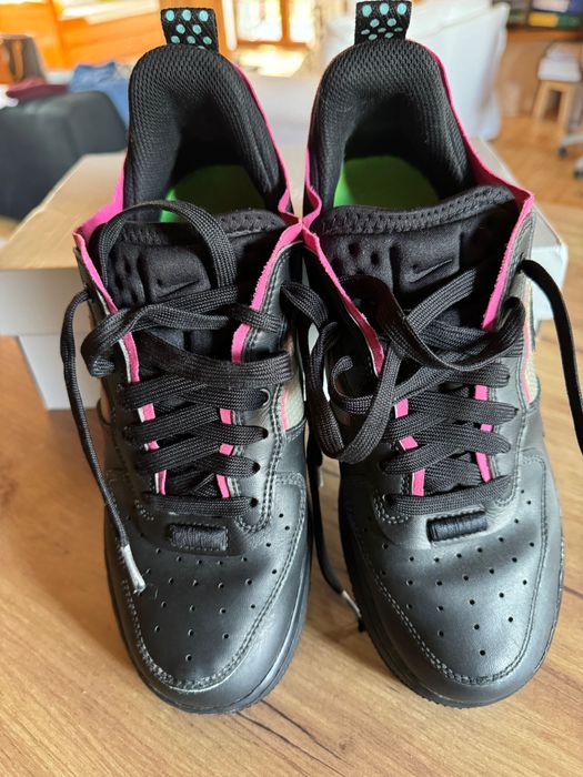 NIKE sportowe  rozmiar 37