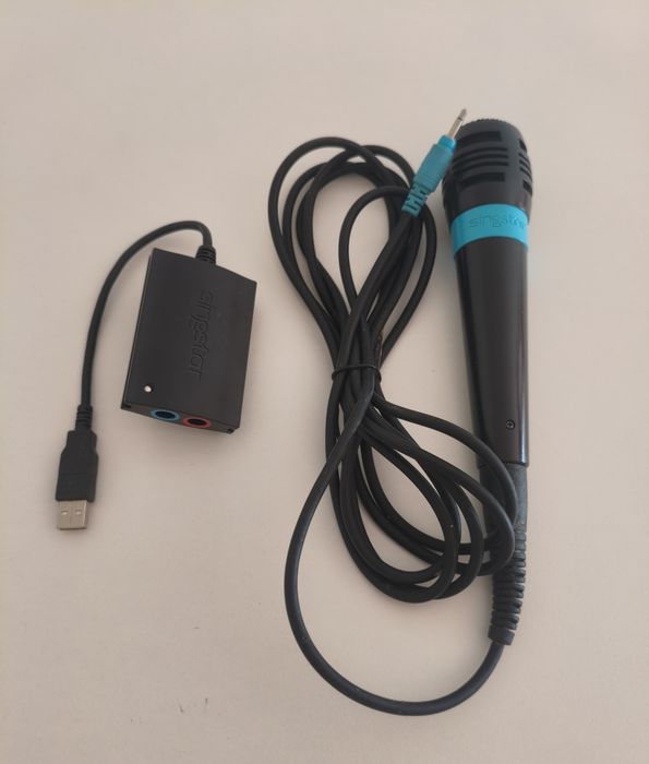 Jogo Singstar e Microfone PlayStation 2