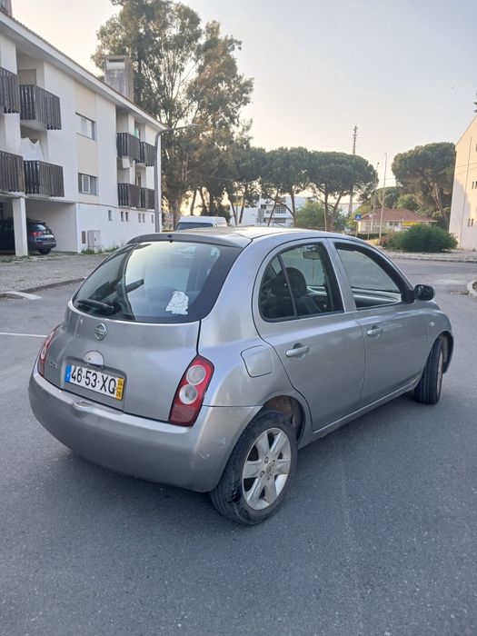 Nissan Micra AC carregado super económico