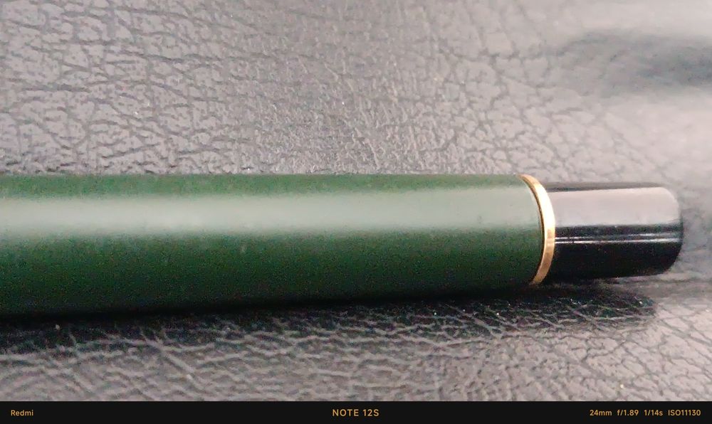 Caneta Parker Rialto Verde com Folheados em ouro