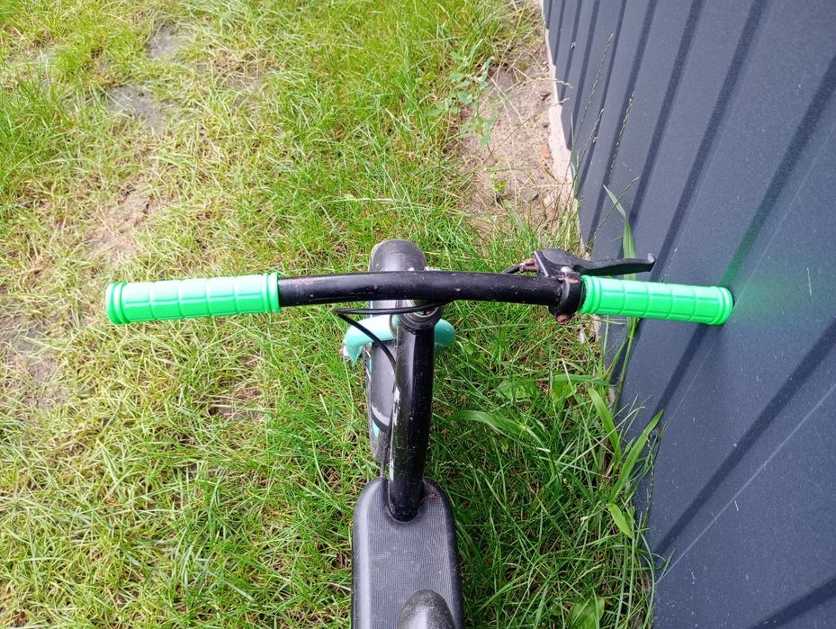 Rowerek biegowy odpychacz hamulec ręczny