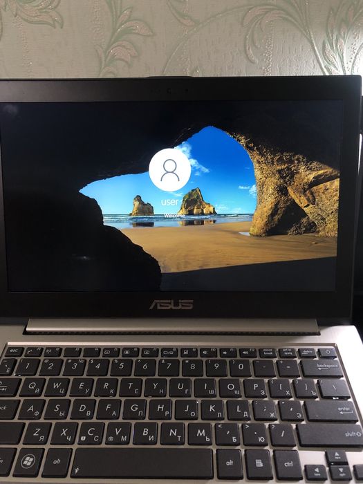 Asus Zenbook UX31a уробочлму стані