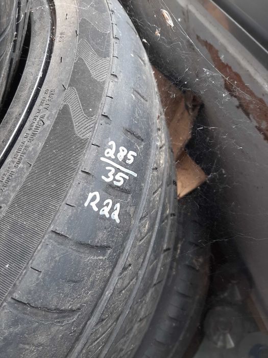 Jantes BMW 22 5x120 uma delas tem de ser reparada