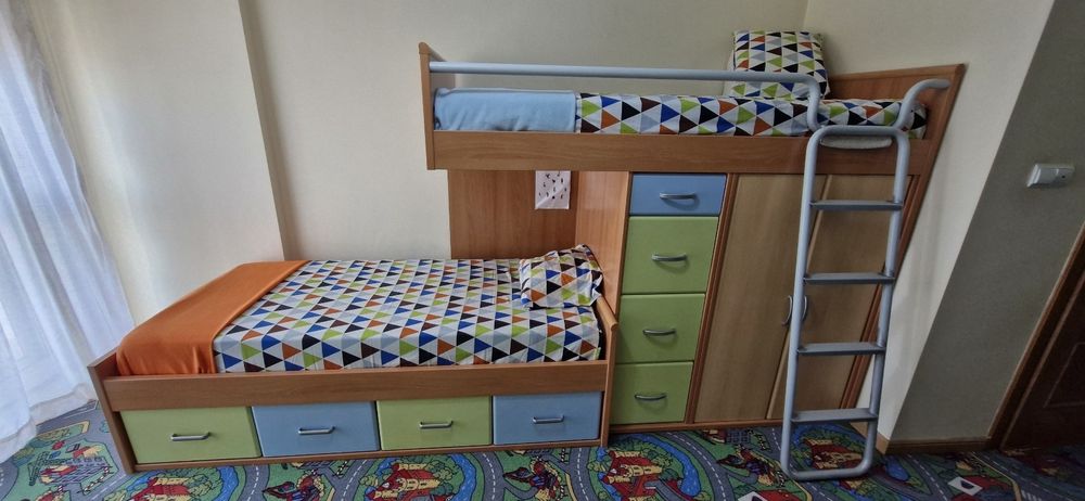 Beliche com roupeiro