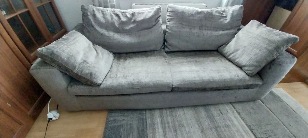 Kanapaużywana stan idealny y