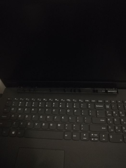 Laptop lenovo 320-15iap z zasilaczem
