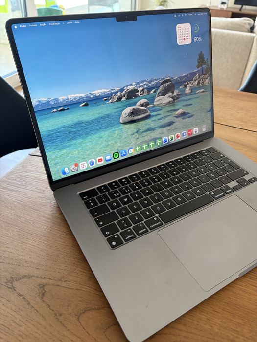 Macbook Air M3 15’’ 8GB RAM  256 GB