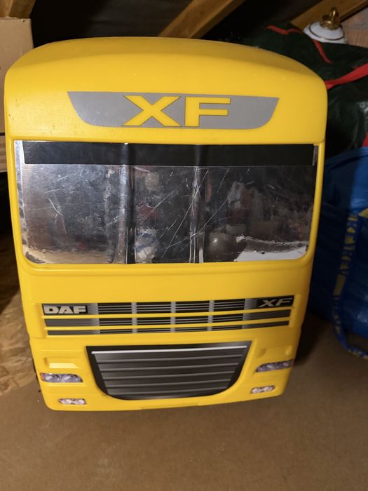 Samochodzik na pedały auto daf volvo