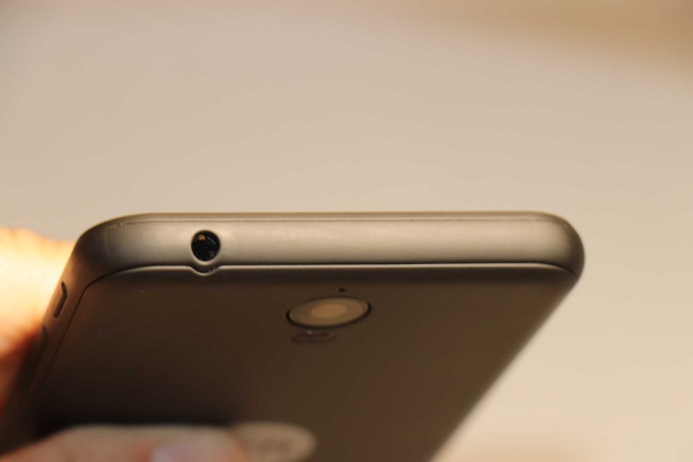 Смартфон Shift SHIFT5me 3/32GB Black! ідеальний стан!