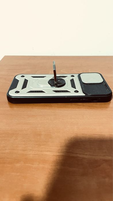 Capa iphone 12 imitar titanium