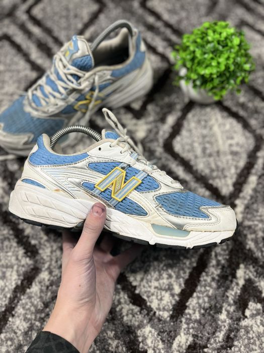 кросівки New Balance 1060 40р