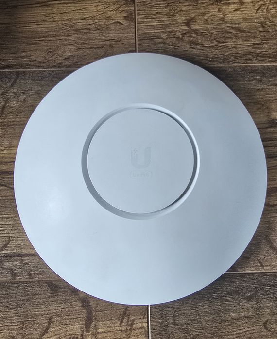 Ubiquiti AP U6-LR Access Point