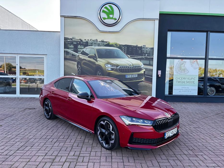 Skoda Superb Superb Sportline 4x4 DSG 193 KM