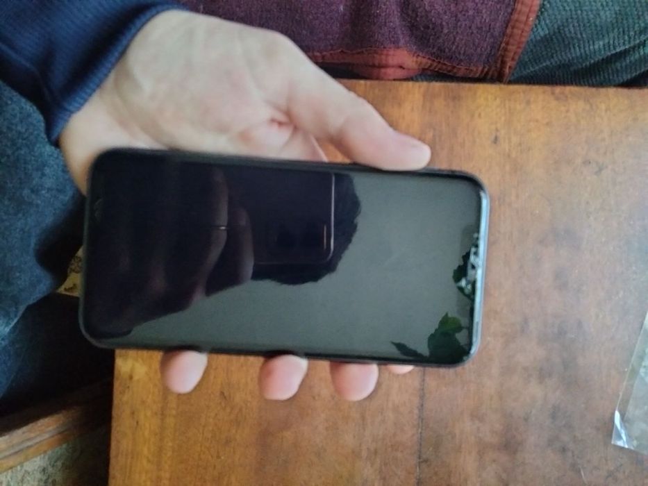 Iphone 11 64gb.