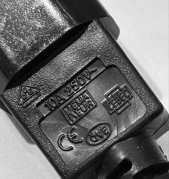 2-szt Kabel zasilający 230V UPS Adapter Schuko C14 20 cm