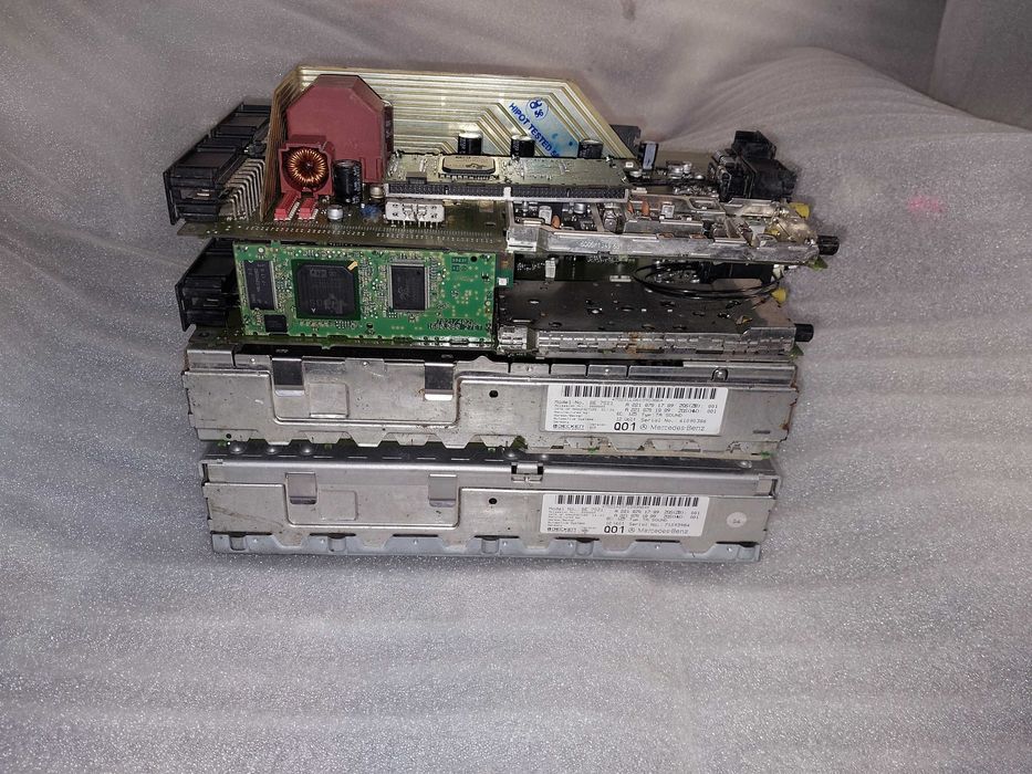 Підсилювач BE7021 W221 Harman/Becker