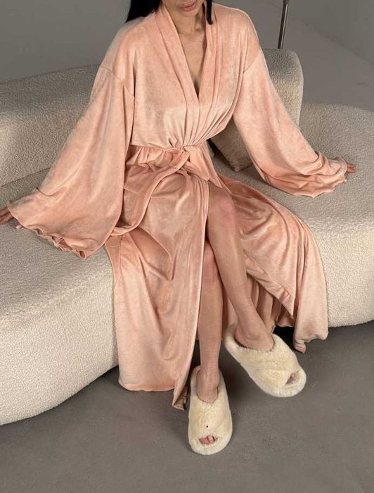 Длинный велюровый халат женский жіночий, приятный к телу