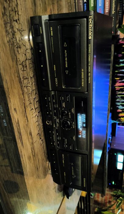 Technics Stero Cassette Deck

RS-TR575.