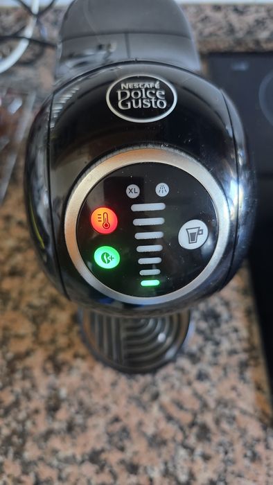 Máquina de Café KRUPS Dolce Gusto Genio S Plus na garantia