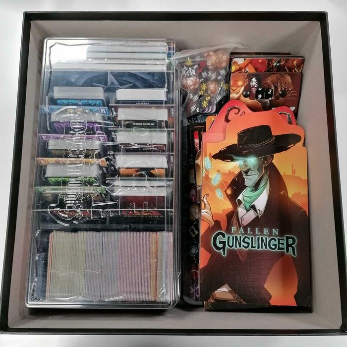 Dice Throne Adventures - jogo de tabuleiro