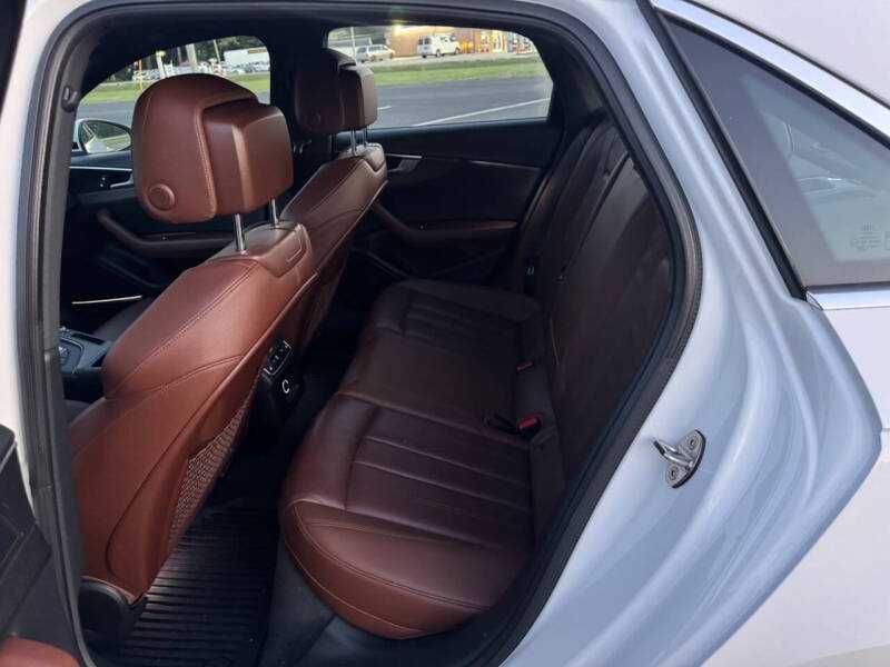 2018 Audi A4 2.0T quattro Premium Plus