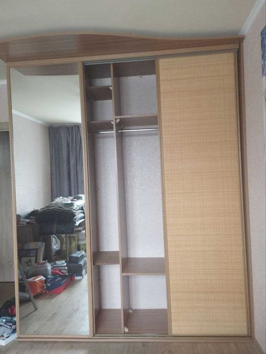 Шафа-купе (гардеробну)