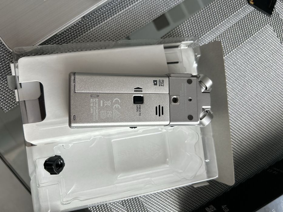Dyktafon olympus LS-P1 4GB
