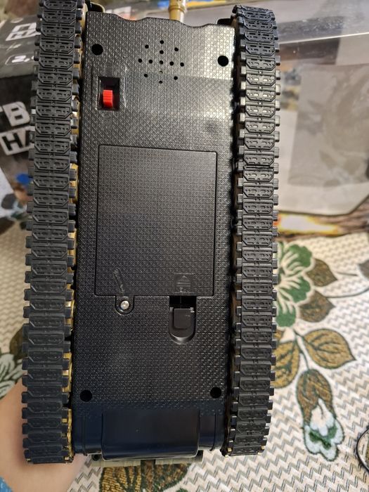 Танк на радіокеруванні