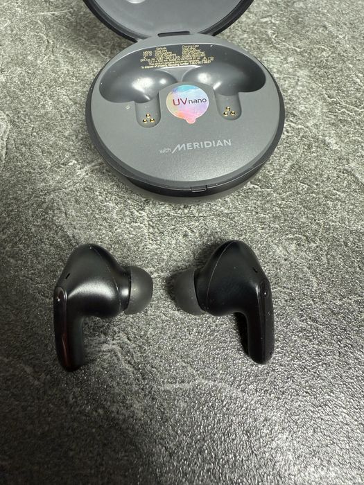 Навушники гарнітура LG Tone FP9