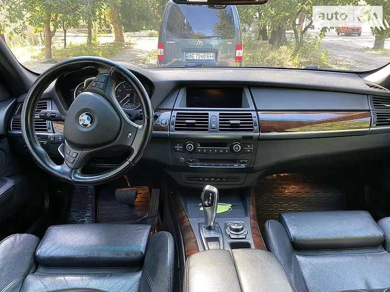 BMW X5 2012
E70 (FL)