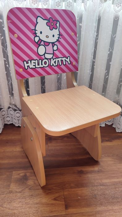 Комплект Зростаючий стіл для навчання дитячий Хелоу Кіті Hello Kitty