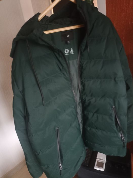 Casaco impermeável marca H&M 1.85 Como novo