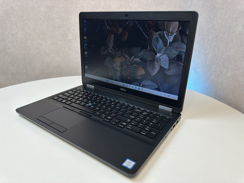 Dell Latitude 5570 Intel i5 6300u Ram 8gb Ssd 120 gb
