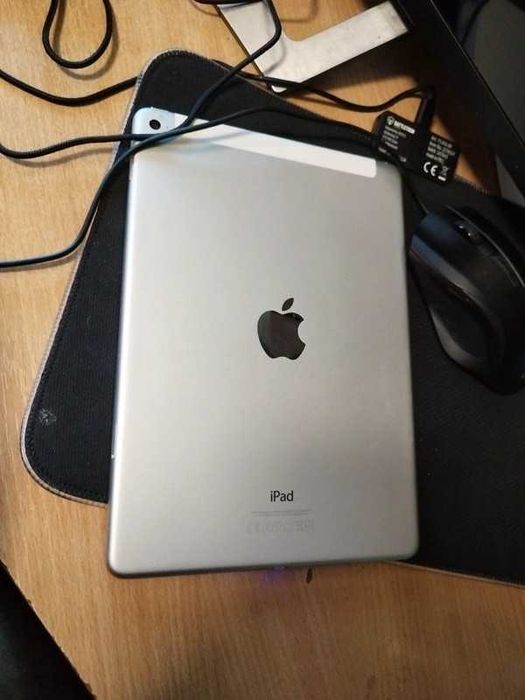 ipad 2 uzywany w dobrym stanie