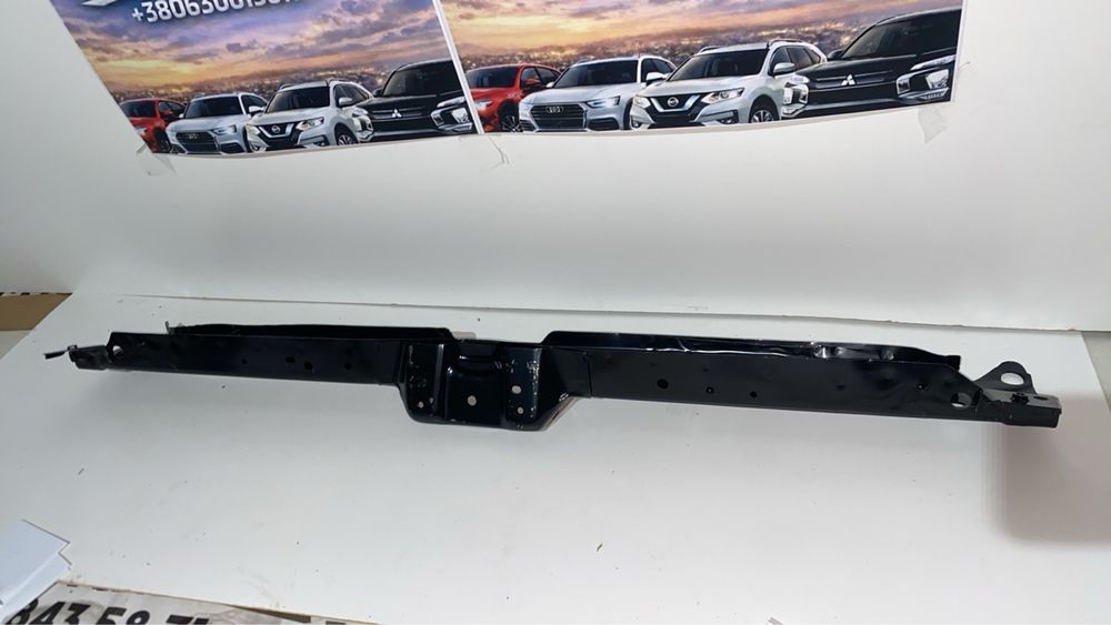 Значок під радар Т33  Ніссан  Логотип під радар Nissan Rogue