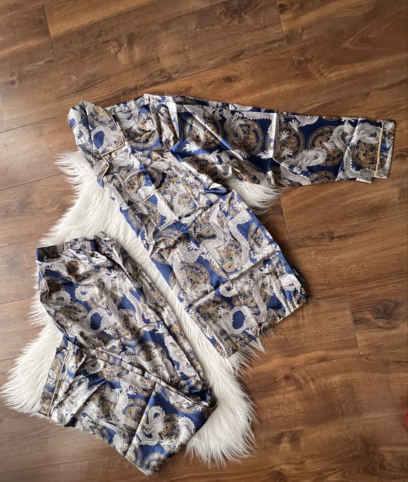 Piżama z atłasu damska