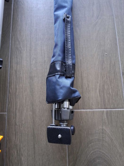 Tripés Unomat SVA 44 e Swallow, cabeças oscilantes e rotação de 360º
