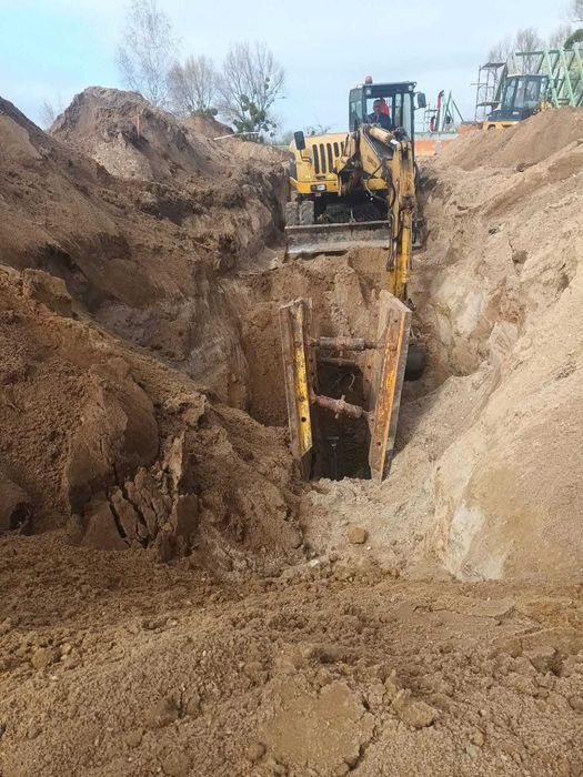 Prace ziemne, wykopy z wywozem, dowóz materiału, wykopy pod instalacje