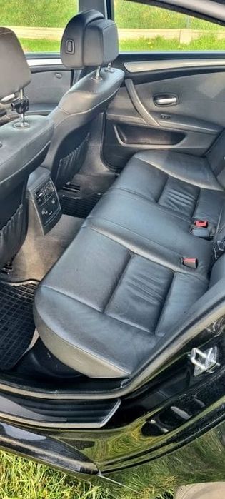 BMW Seria 5 BMW e60 525d