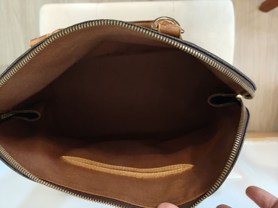 Mala Alma Louis Vuitton