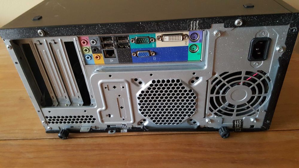 Komputer stacjonarny Acer Veriton M221