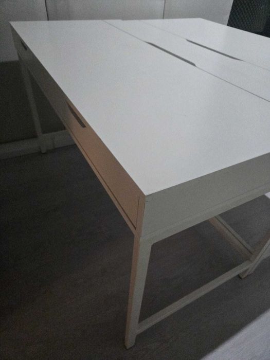 Vendo secretária branca ikea