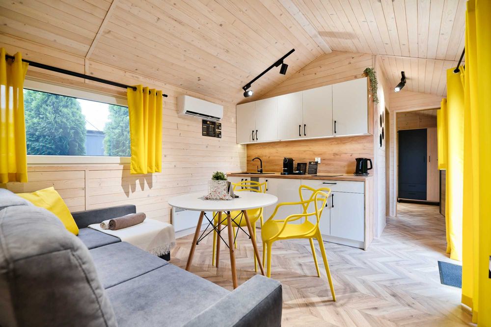 Energylandia Domek na wynajem w Zatorze - sauna, jacuzzi, basen, boiska, place zabaw, rowery